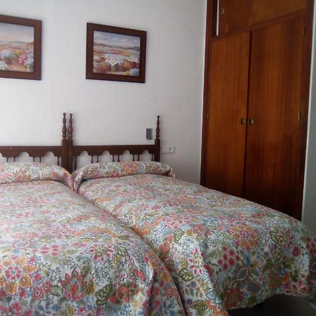 Hostal Muriel Aljaraque Rum bild