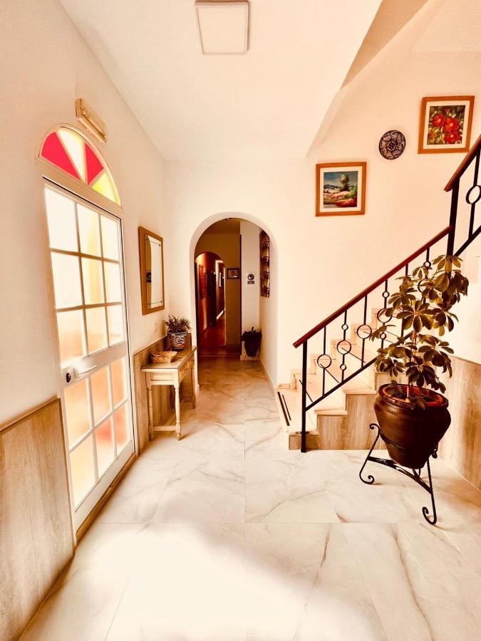 Hostal Muriel Aljaraque Exteriör bild