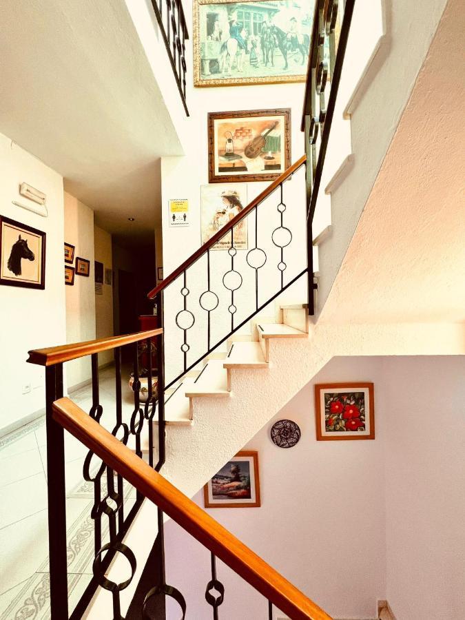 Hostal Muriel Aljaraque Exteriör bild