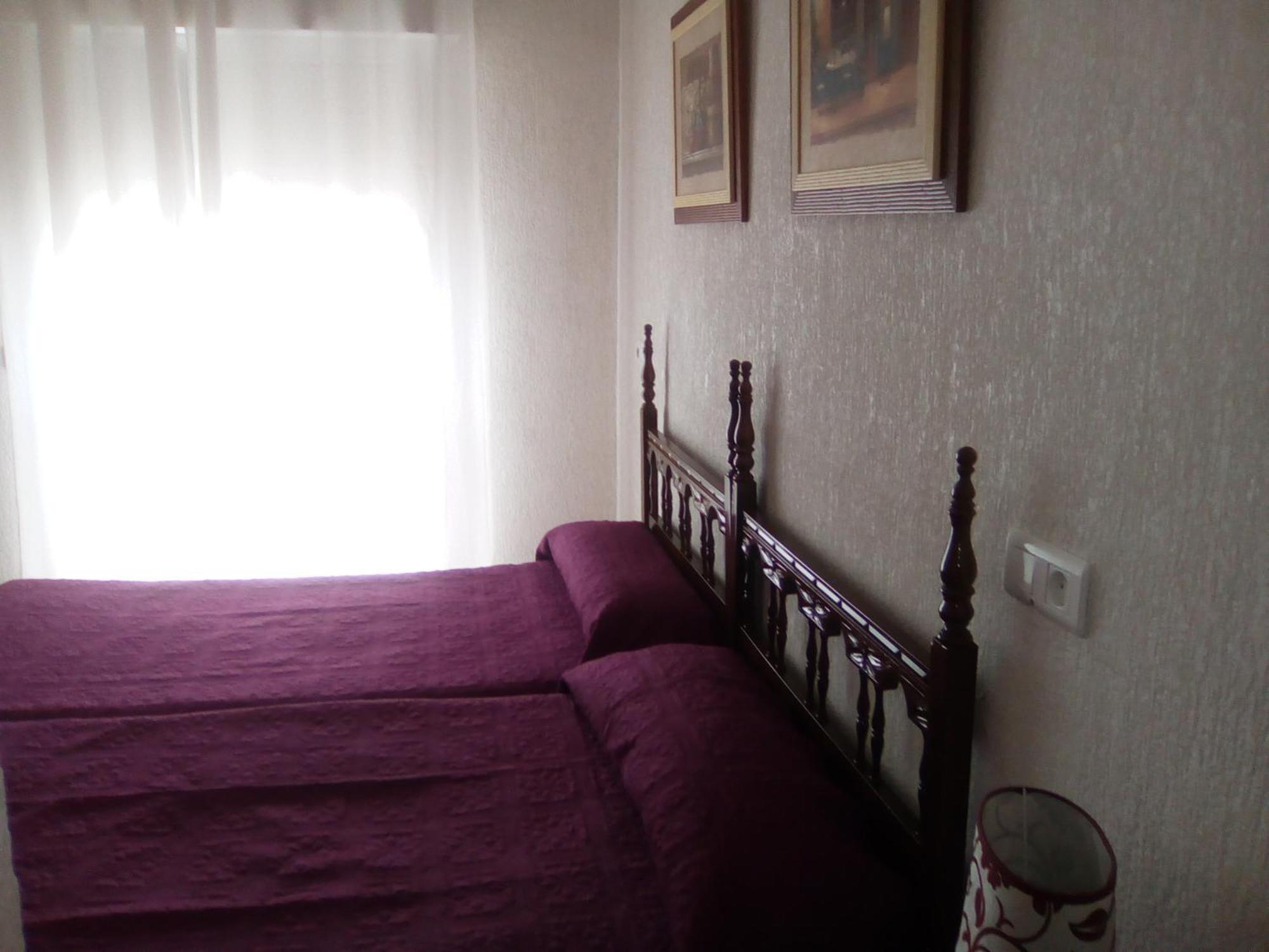 Hostal Muriel Aljaraque Rum bild