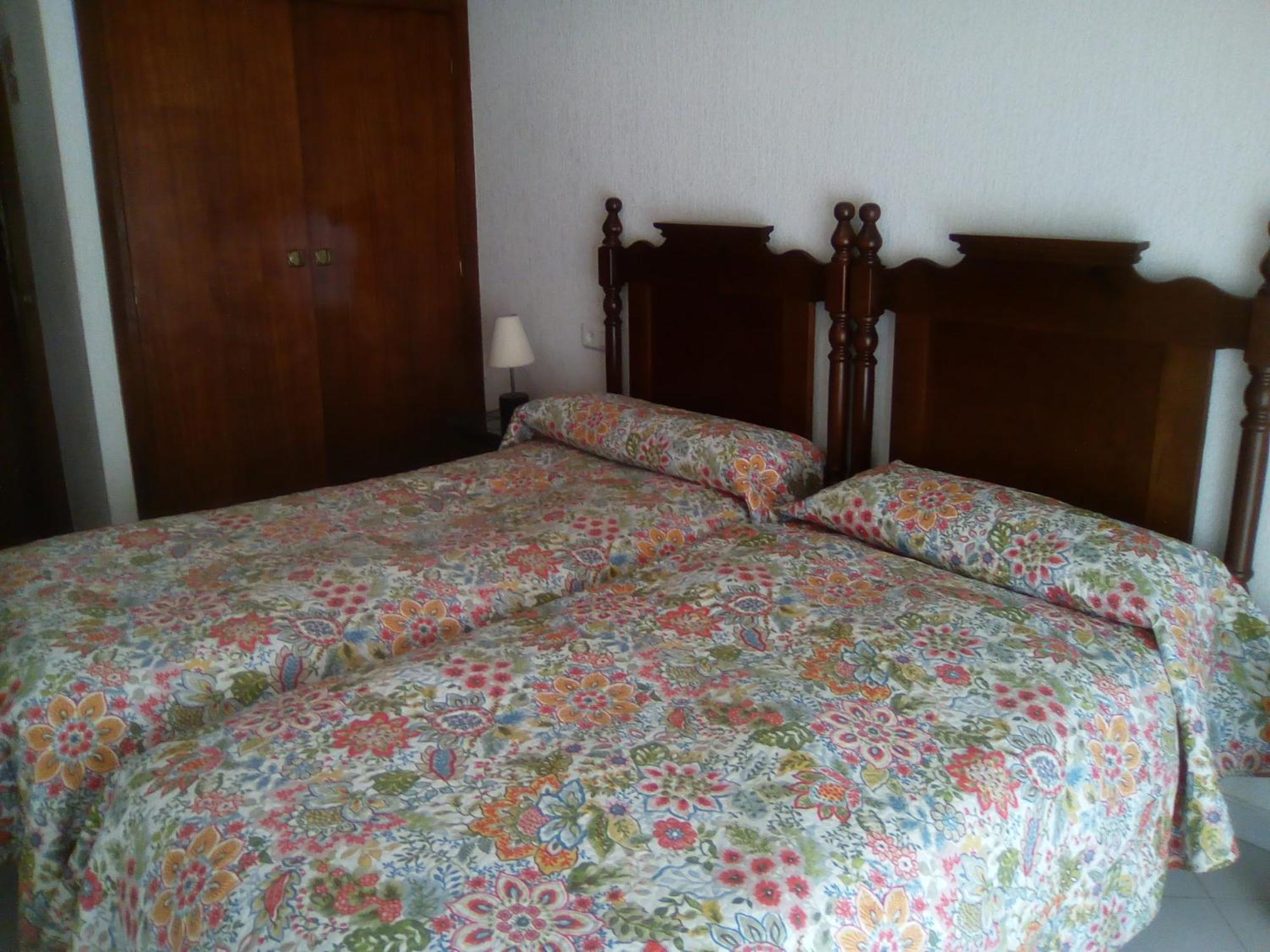 Hostal Muriel Aljaraque Rum bild