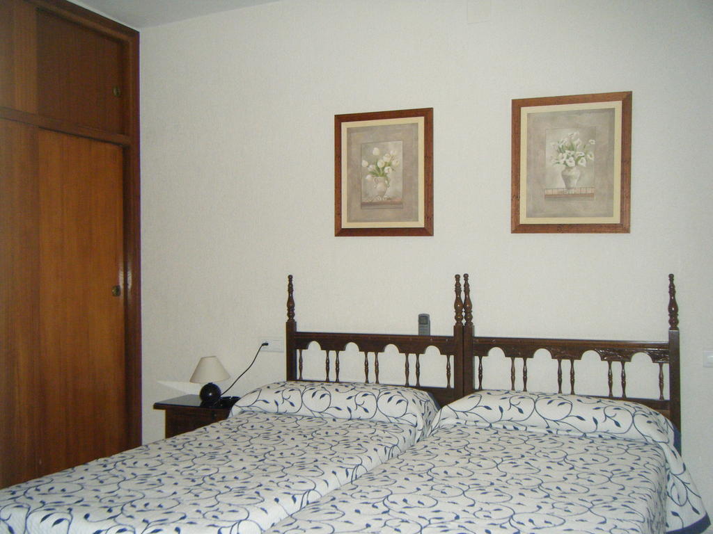 Hostal Muriel Aljaraque Rum bild